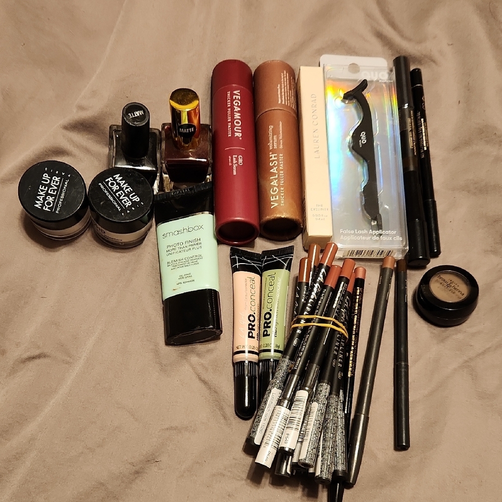 Mixed Brand Make Up